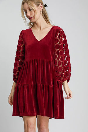 Open image in slideshow, Umgee Dotted Lace Sleeve Tiered Velvet Mini Dress
