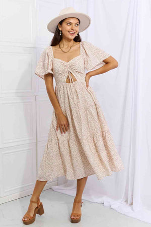 Open image in slideshow, HEYSON Let It Grow Full Size Floral Tiered Ruffle Midi Dress

